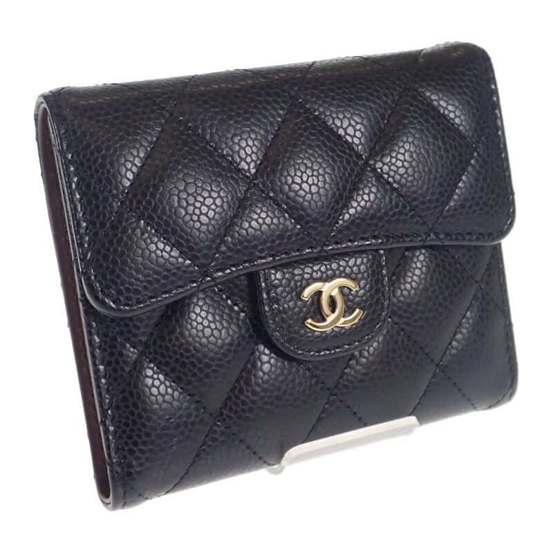 【CHANEL】クラシックスモール フラップウォレット 三つ折り財布 AP0231 キャビアスキン ブラック ゴールド金具 【財布】